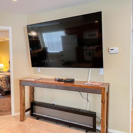 Lake Front 2Br Walk-In With Large Deck - Free Tickets Included - 79-1 Branson Exteriör bild