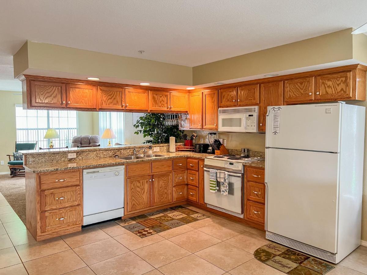 Lake Front 2Br Walk-In With Large Deck - Free Tickets Included - 79-1 Branson Exteriör bild