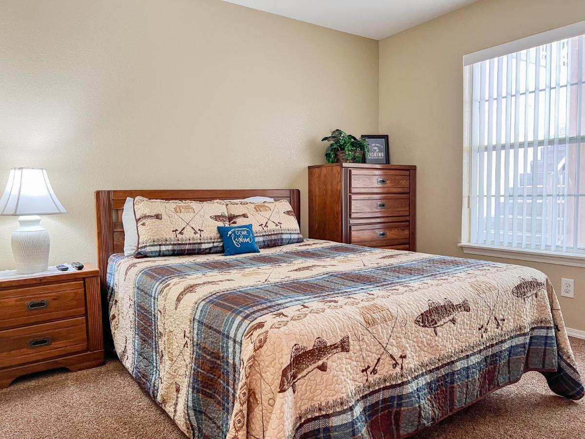 Lake Front 2Br Walk-In With Large Deck - Free Tickets Included - 79-1 Branson Exteriör bild